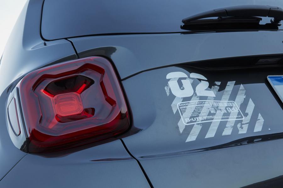 Детали экстерьера Jeep B-ute Concept (BU) 2018 года  (фото 6 из 30)